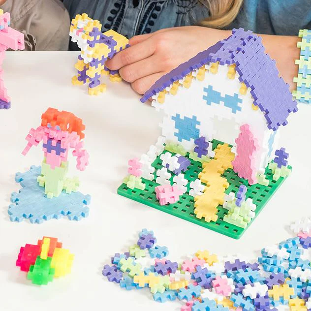 3600 pc Mixed Colors in Tub w/ 12 Baseplates - Image 3