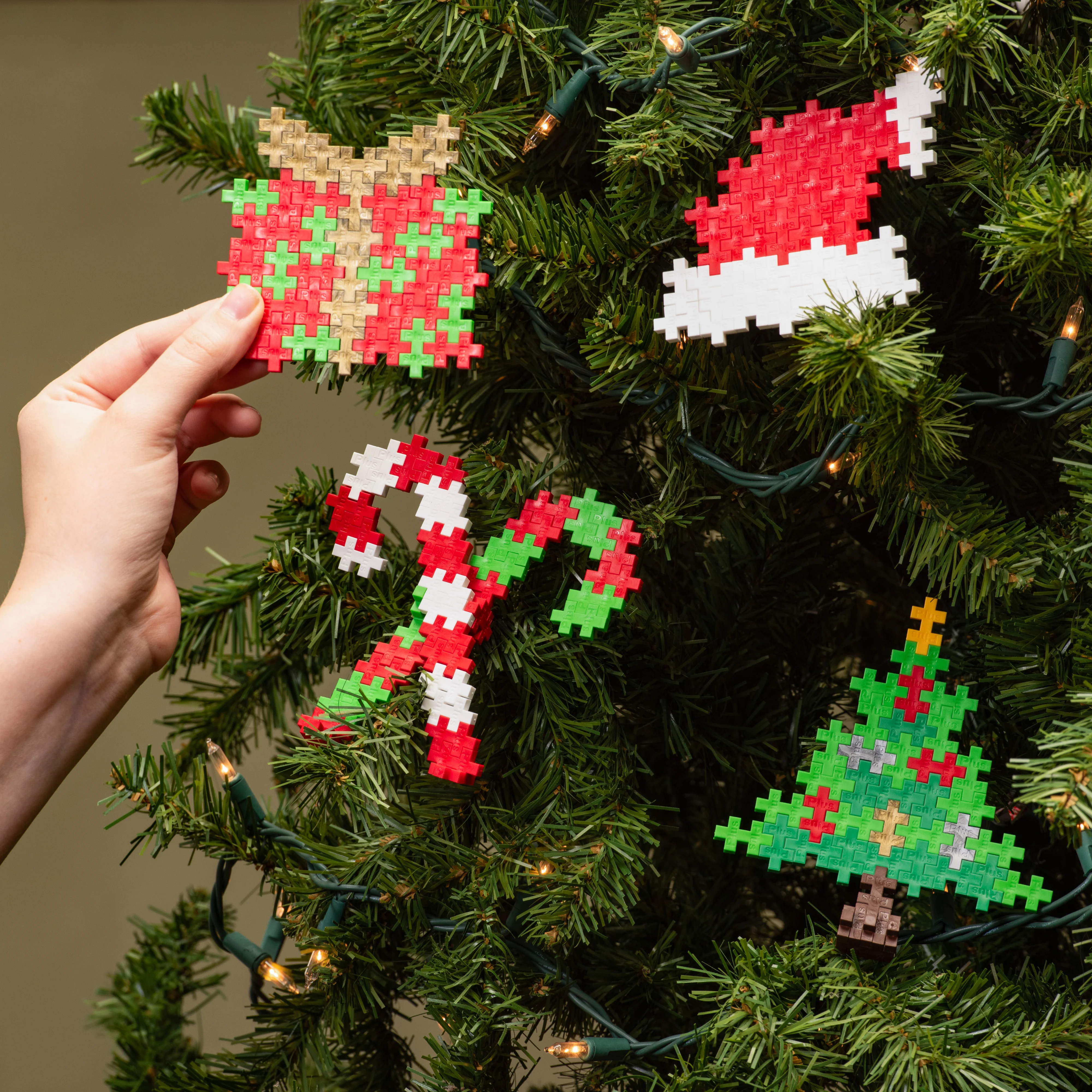 Puzzle by Number® Holiday - 40 pc Present - Image 4